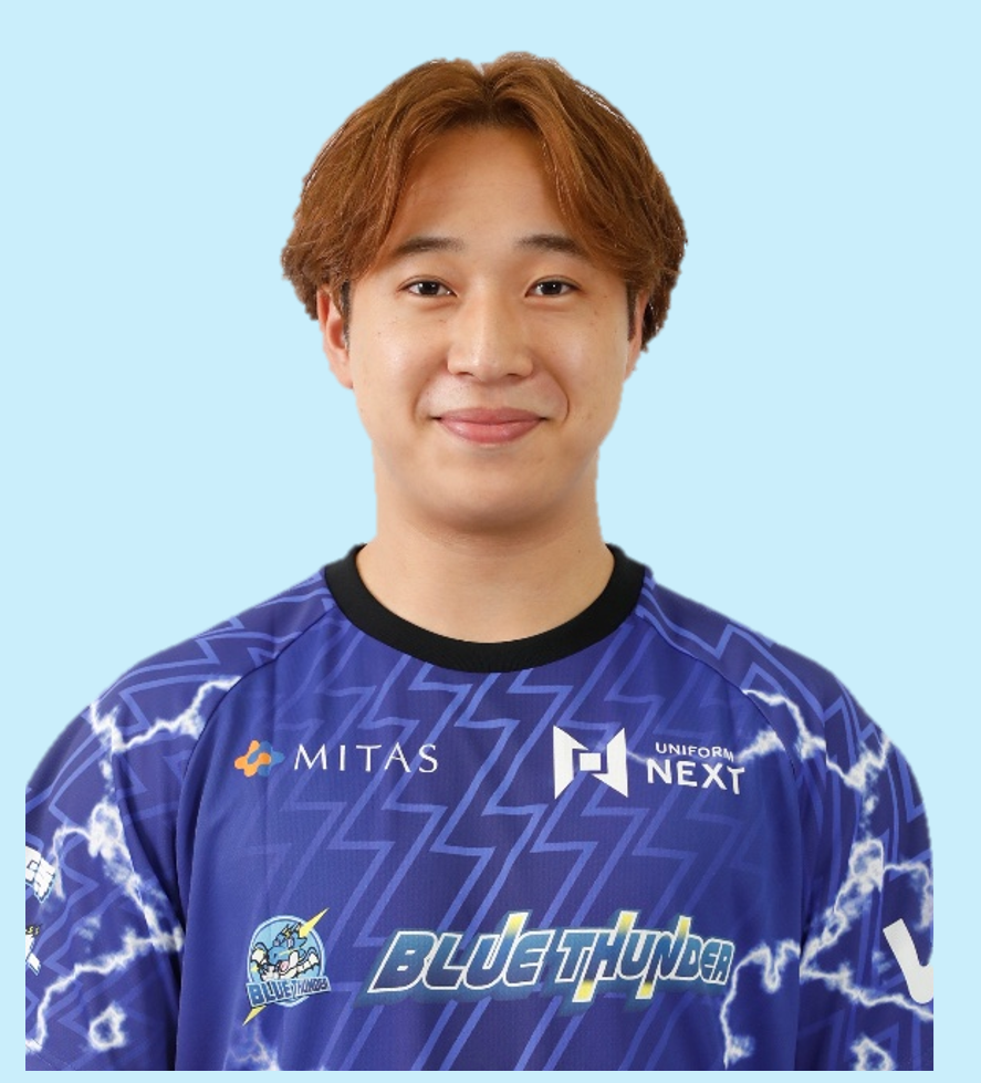 新井　駿佑